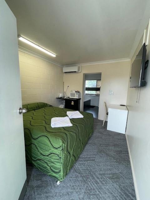 The Park Motel Charters Towers Esterno foto